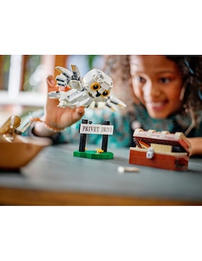 Lego Harry Potter Hedwig en el Número 4 de Privet Drive 76425 Wizarding World