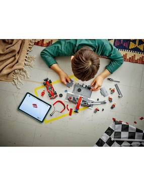 Lego Parada en Pits de F1 y Equipo de Mecánicos con Auto Ferrari 60443 City