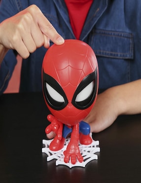 Figura de acción Marvel Spider-Man con movimiento, luz y sonido