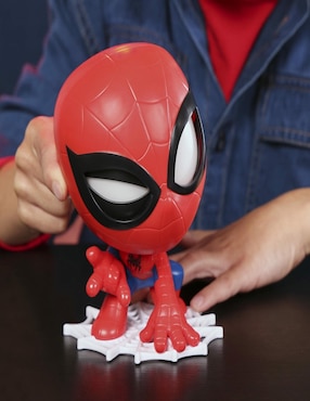 Figura de acción Marvel Spider-Man con movimiento, luz y sonido