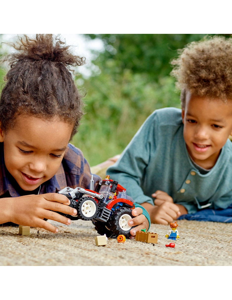 Lego City Tractor 60287 Suburbia