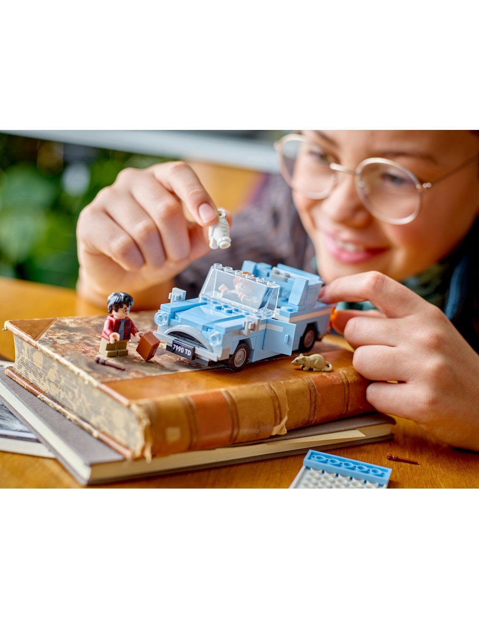 Harry Potter Ford Anglia Volador 76424 Wizarding World 4