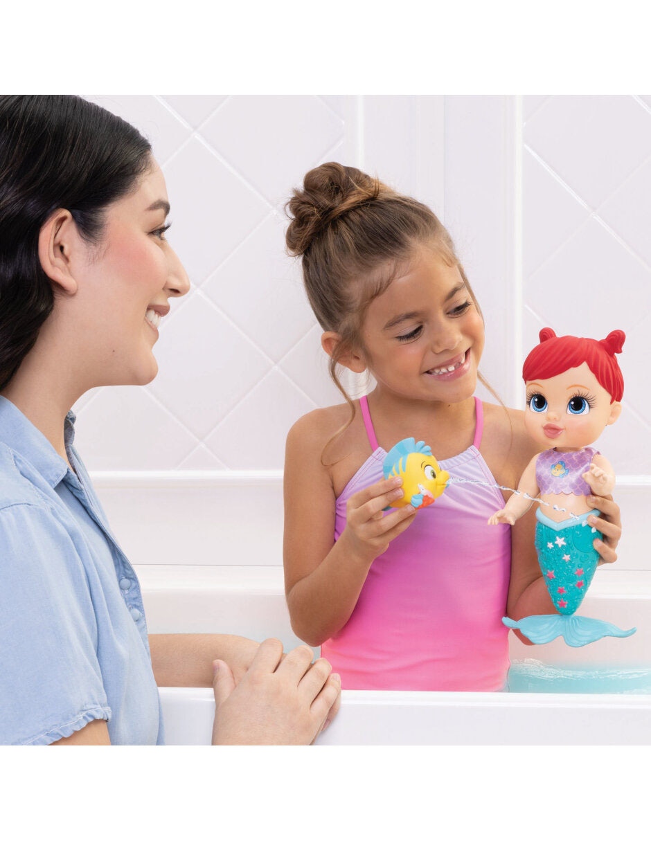 Muñeca Bebé Ariel se da un baño 7