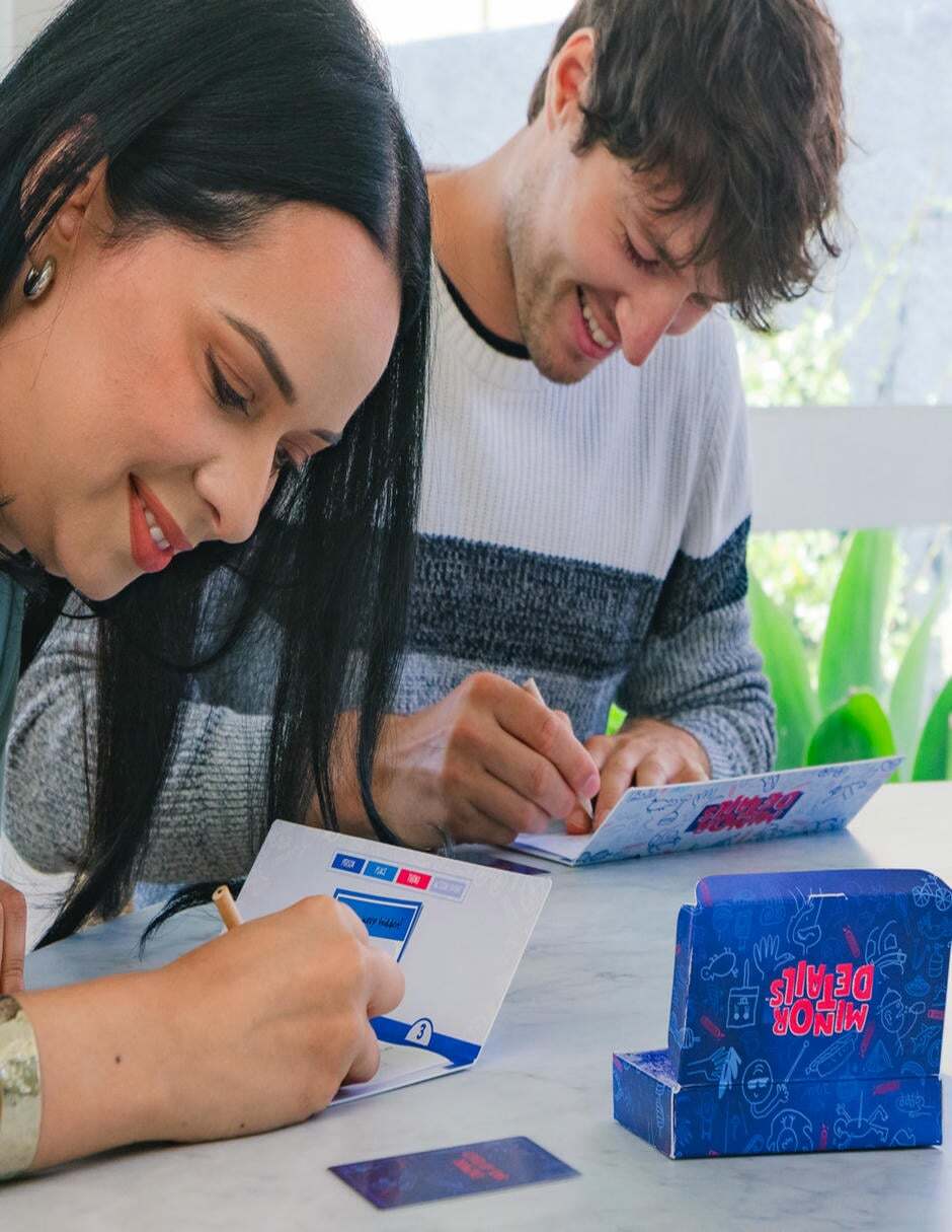 Detalles de Talla Hasbro Games 10