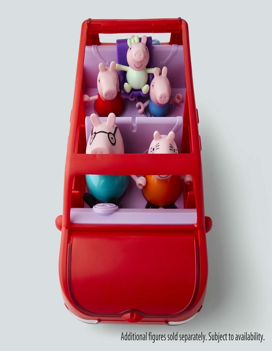 Set muñeca El Gran Auto de la Familia de Peppa 10