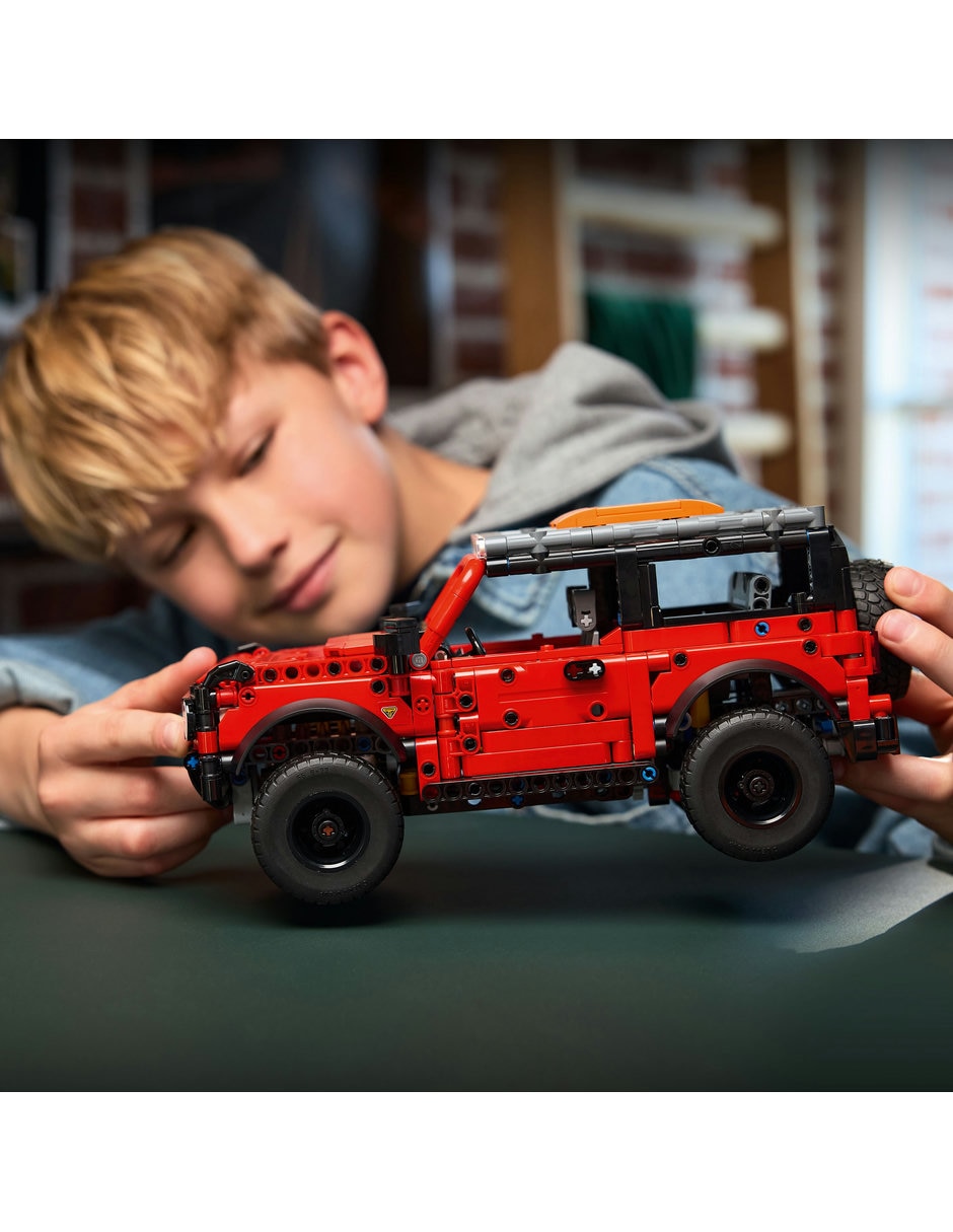 Lego Camioneta Ford Bronco 42213 Technic 4