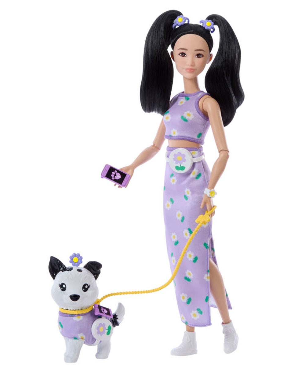 Muñeca fashion Barbie Looks Iguales Renee y Perrito 4